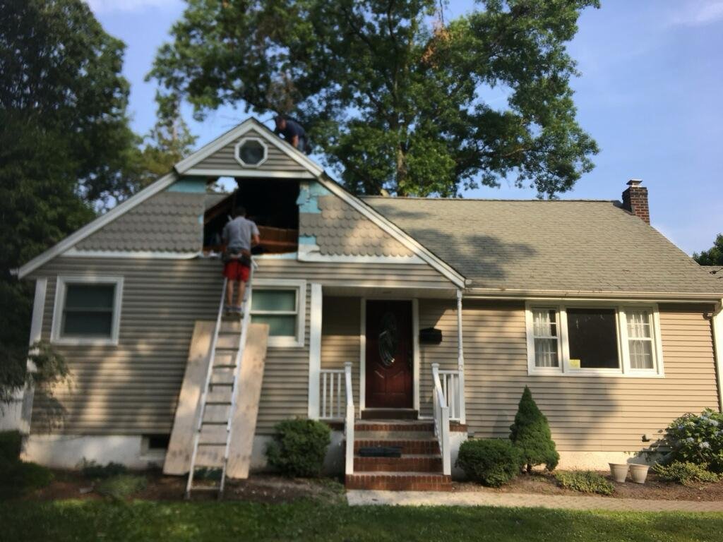 Split level home before second story addition Bergen County NJ Bergen Remodeling